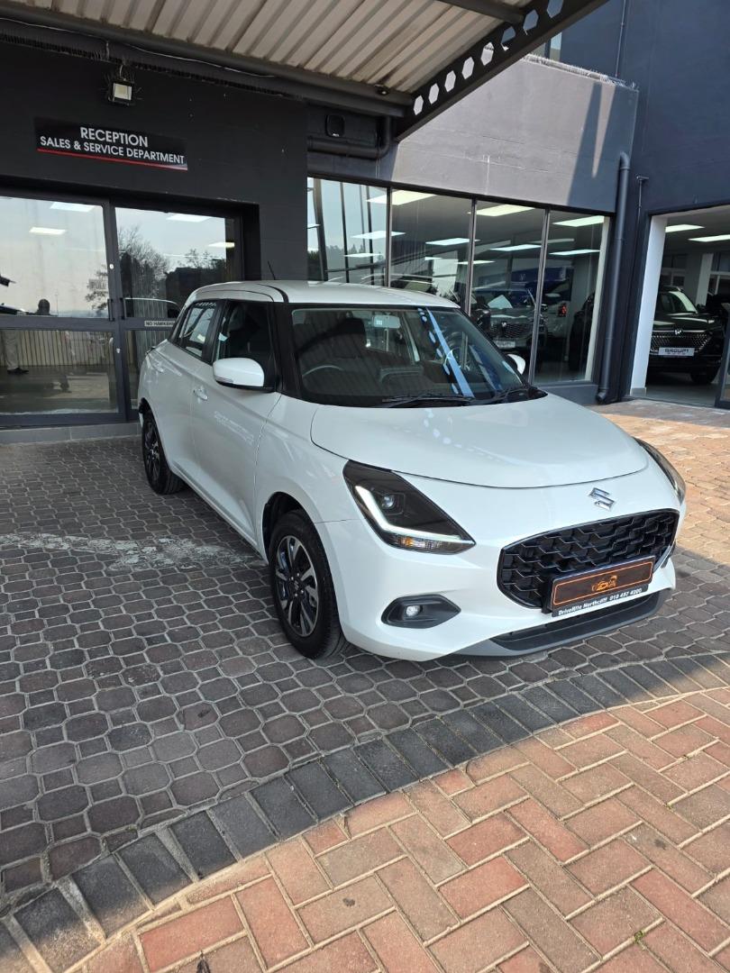 Used 2025 Suzuki Swift 1.2 GLX manual