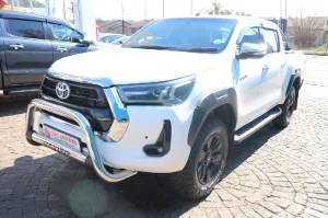 Used 2023 Toyota Hilux 2.8GD-6 Xtra cab Legend manual