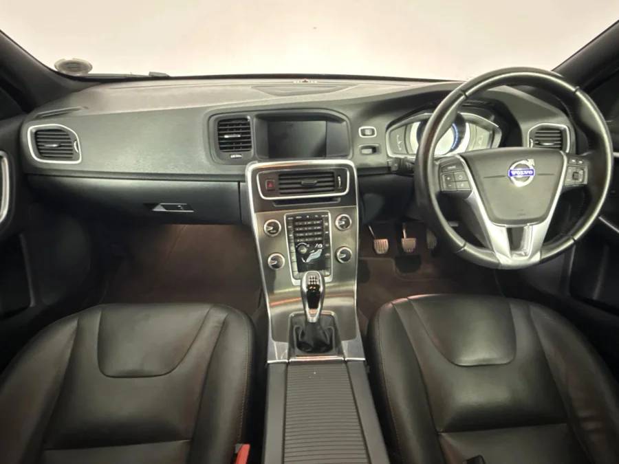 Used 2017 Volvo S60 T3 Momentum - WeBuyCars Lansdowne Used 2017 Volvo S60 T3 Momentum - WeBuyCars Lansdowne