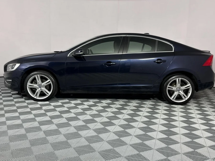 Used 2017 Volvo S60 T3 Momentum - WeBuyCars Lansdowne Used 2017 Volvo S60 T3 Momentum - WeBuyCars Lansdowne