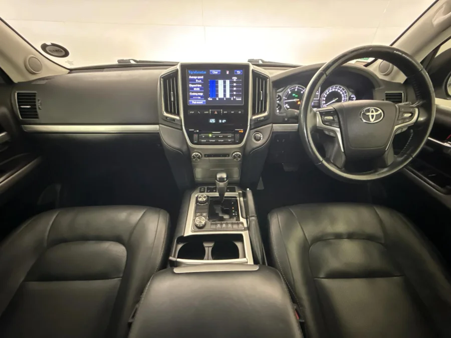 Used 2019 Toyota Land Cruiser 200 4.5D-4D V8 VX-R - WeBuyCars JHB South Used 2019 Toyota Land Cruiser 200 4.5D-4D V8 VX-R - WeBuyCars JHB South