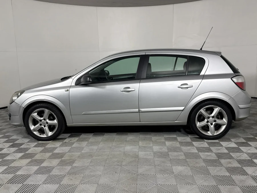 Used 2006 Opel Astra 1.8 Sport - WeBuyCars Riverhorse Used 2006 Opel Astra 1.8 Sport - WeBuyCars Riverhorse