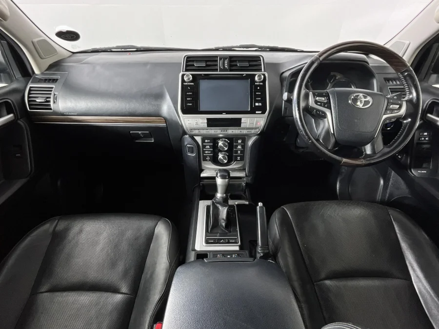 Used 2018 Toyota Land Cruiser Prado 3.0DT VX-L - WeBuyCars  Witbank