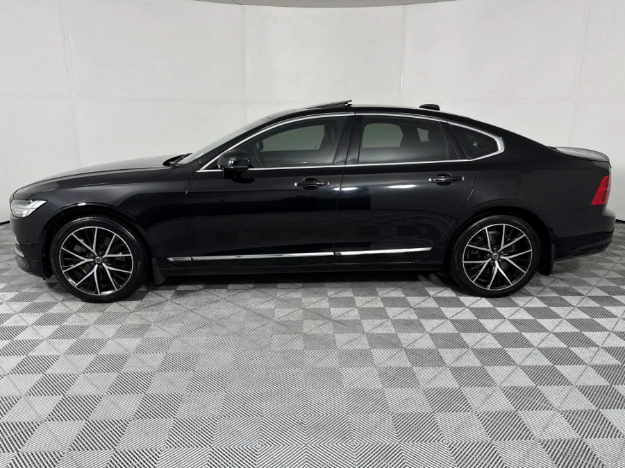Used 2017 Volvo S90 D5 AWD Inscription - WeBuyCars The Dome