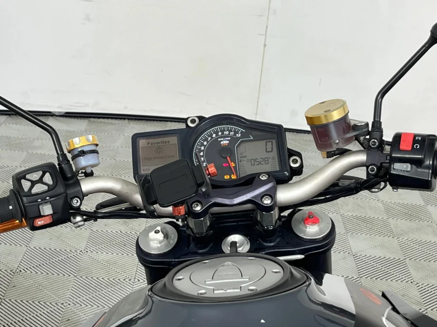Used 2014 KTM Super Duke 1290 Super Duke R - WeBuyCars Polokwane Used 2014 KTM Super Duke 1290 Super Duke R - WeBuyCars Polokwane