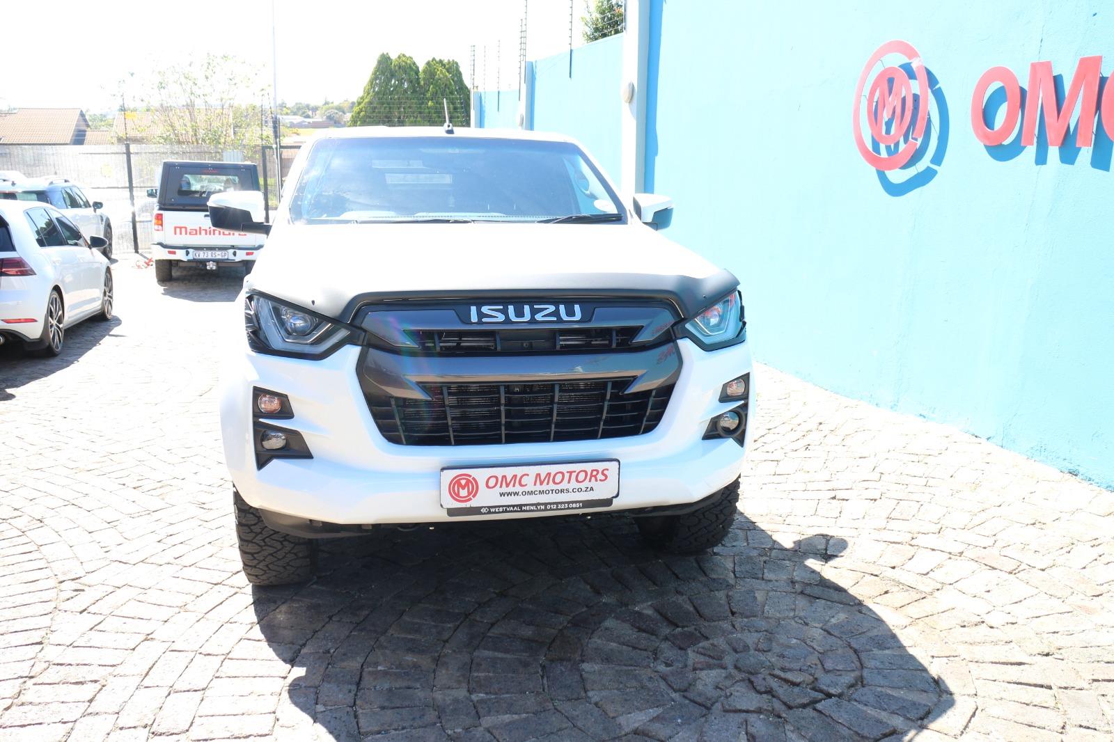 Used 2024 Isuzu D-Max 1.9TD Extended cab LS auto