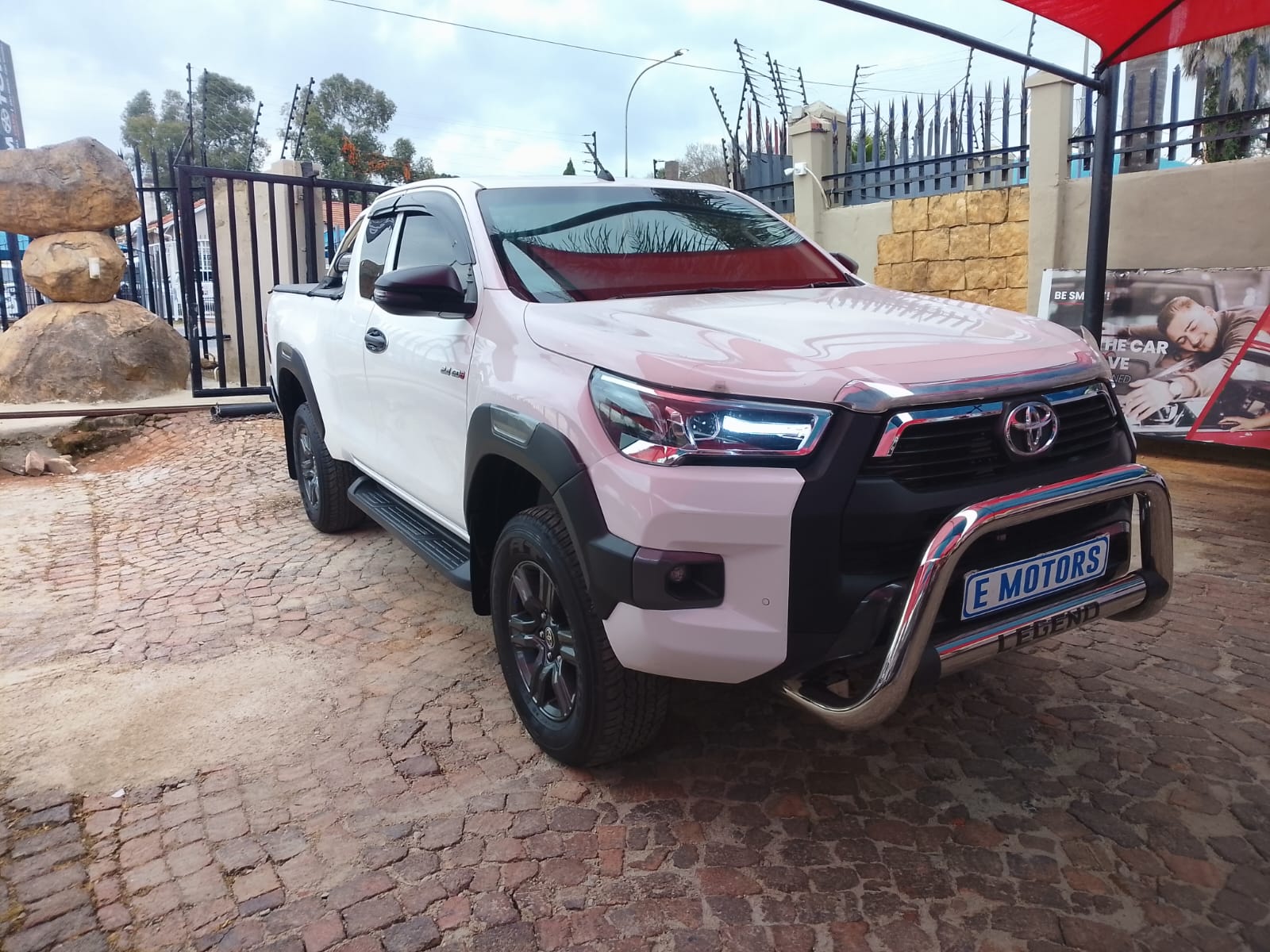 Used 2024 Toyota Hilux 2.4GD-6 Xtra cab Raider auto