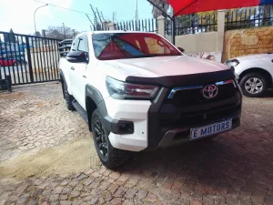 Used 2024 Toyota Hilux 2.4GD-6 Xtra cab Raider manual
