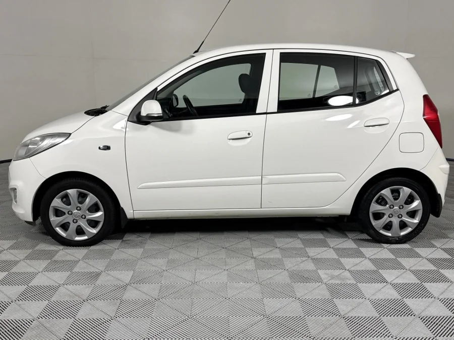 Used 2016 Hyundai i10 1.1 Motion - WeBuyCars Vereeniging Used 2016 Hyundai i10 1.1 Motion - WeBuyCars Vereeniging