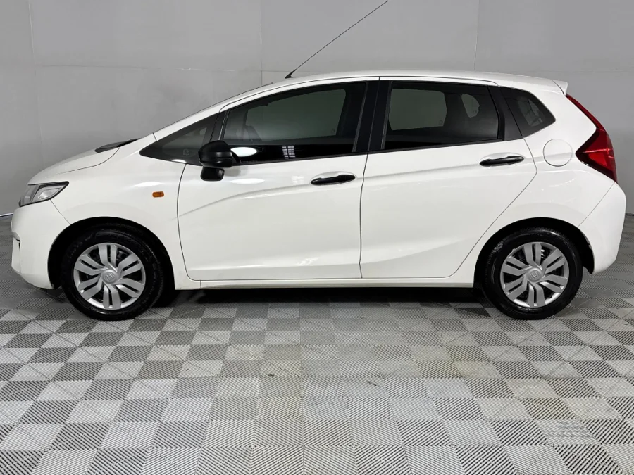 Used 2018 Honda Jazz 1.2 Trend - WeBuyCars Silverlakes Used 2018 Honda Jazz 1.2 Trend - WeBuyCars Silverlakes