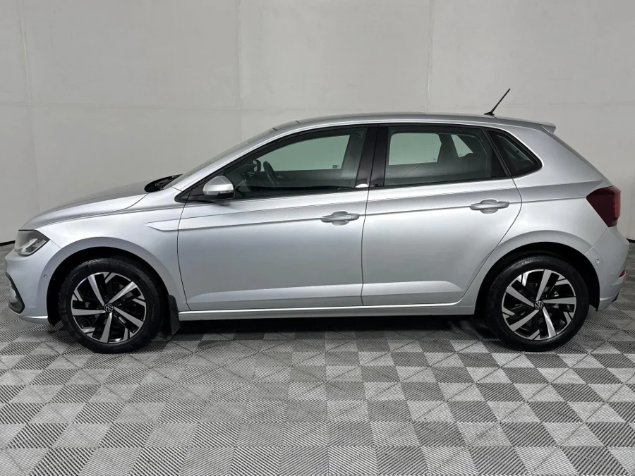 Used 2022 Volkswagen Polo hatch 1.0TSI Life auto - WeBuyCars The Dome
