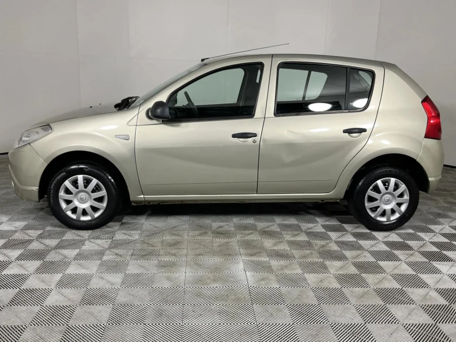 Used 2012 Renault Sandero 1.4 Ambiance - WeBuyCars The Dome