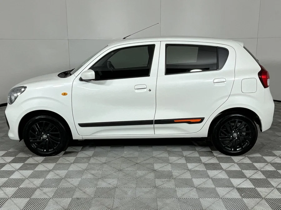 Used 2025 Toyota Vitz 1.0 XR auto - WeBuycars East London Used 2025 Toyota Vitz 1.0 XR auto - WeBuycars East London