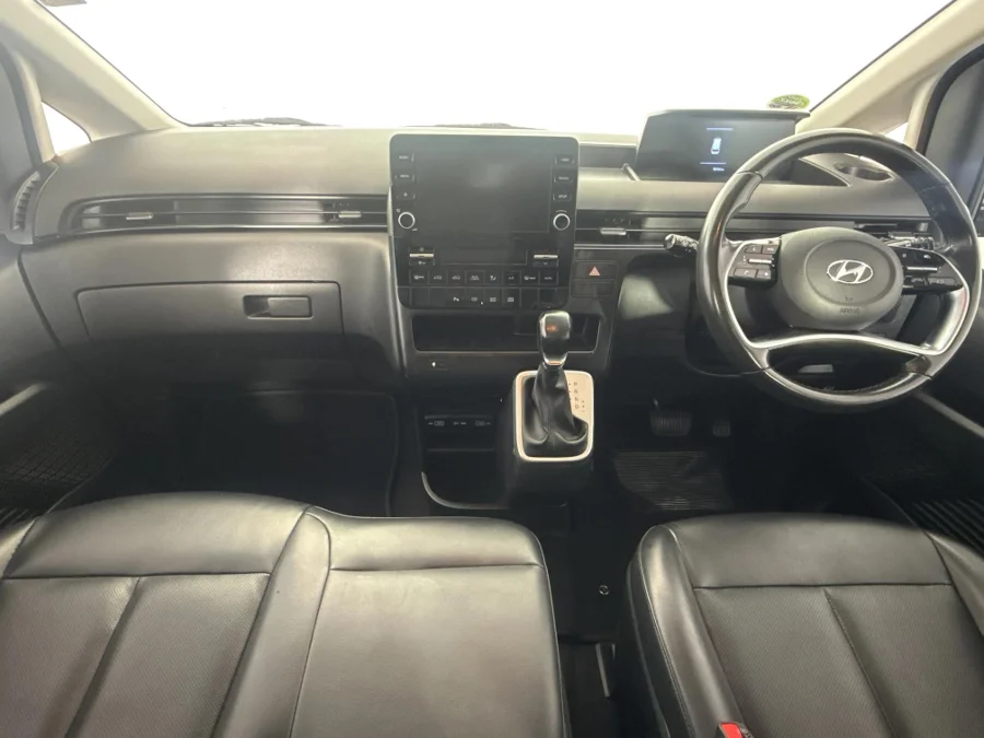 Used 2022 Hyundai Staria 2.2D Executive 9-seater - WeBuyCars Richmond Used 2022 Hyundai Staria 2.2D Executive 9-seater - WeBuyCars Richmond