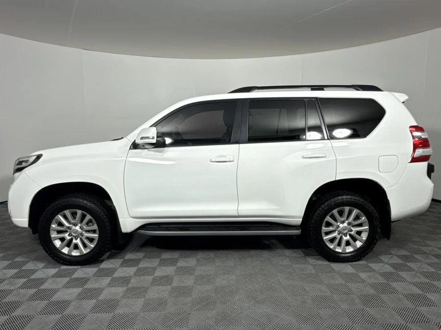 Used 2017 Toyota Land Cruiser Prado 3.0DT VX - WeBuyCars Witbank Used 2017 Toyota Land Cruiser Prado 3.0DT VX - WeBuyCars Witbank