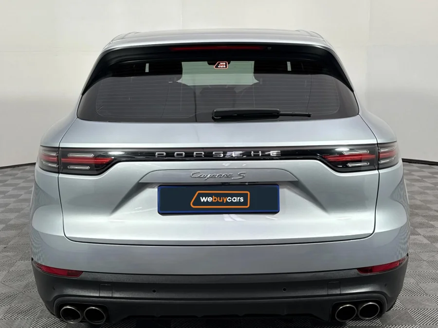 Preloaded Image 18