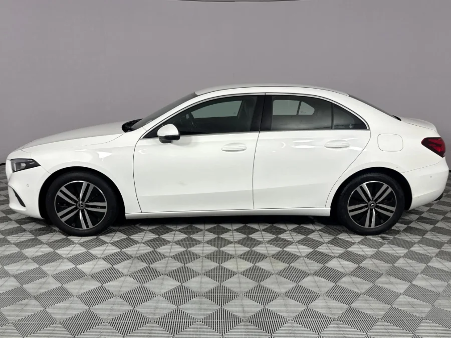 Used 2019 Mercedes-Benz A-Class A200 sedan AMG Line - WeBuyCars Richmond Used 2019 Mercedes-Benz A-Class A200 sedan AMG Line - WeBuyCars Richmond