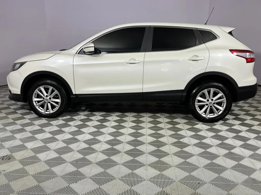 Used 2017 Nissan Qashqai 1.2T Visia - WeBuyCars JHB South