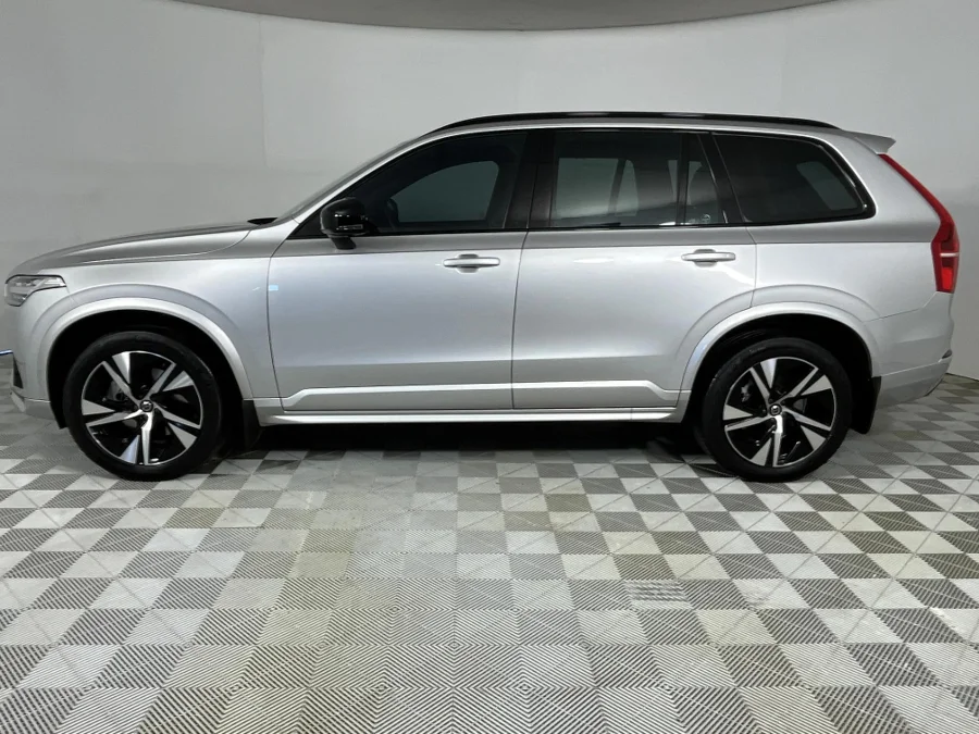 Used 2023 Volvo XC90 B5 AWD Plus Dark - WeBuyCars Midstream