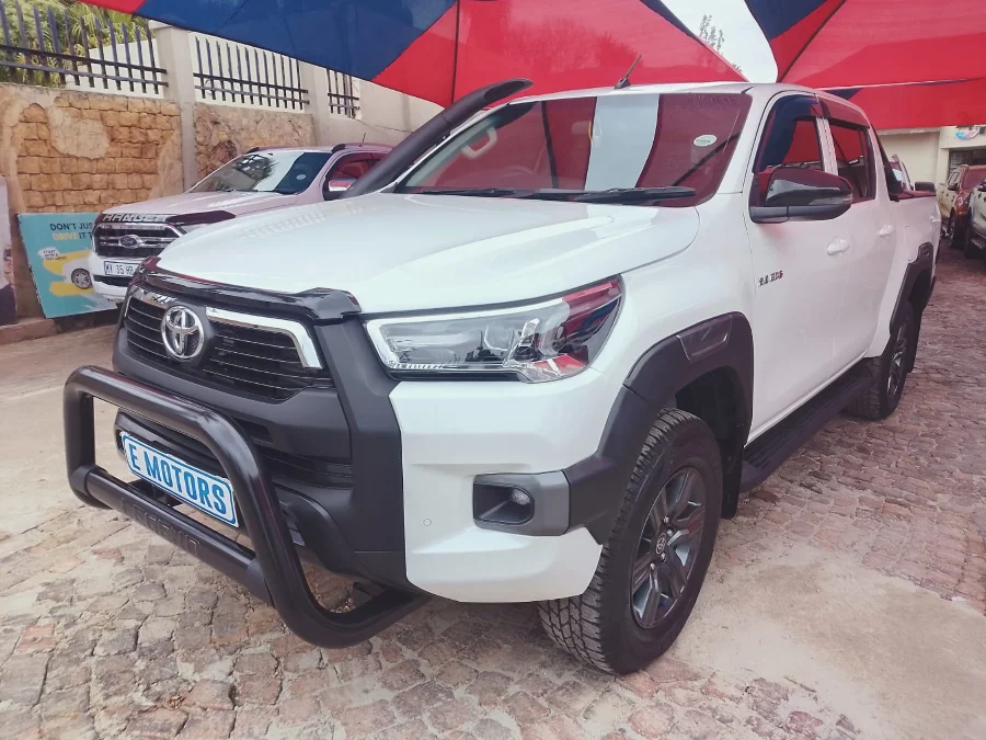 Used 2024 Toyota Hilux 2.4GD-6 double cab Raider auto - E Motors Used 2024 Toyota Hilux 2.4GD-6 double cab Raider auto - E Motors