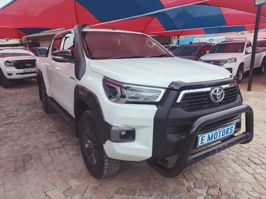 Used 2024 Toyota Hilux 2.4GD-6 double cab Raider auto - E Motors Used 2024 Toyota Hilux 2.4GD-6 double cab Raider auto - E Motors