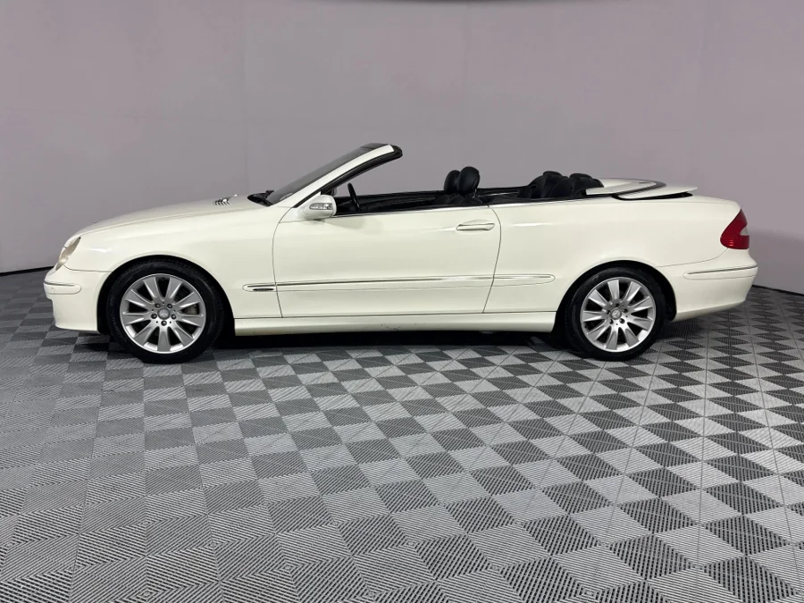 Used 2009 Mercedes-Benz CLK CLK350 cabriolet Elegance - WeBuyCars Brackenfell Cape Town Used 2009 Mercedes-Benz CLK CLK350 cabriolet Elegance - WeBuyCars Brackenfell Cape Town