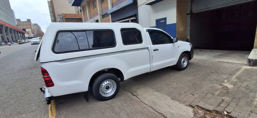 Used 2013 Toyota Hilux 2.7 single cab S - Andy Auto