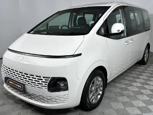 Used 2024 Hyundai Staria 2.2D Executive 9-seater Used 2024 Hyundai Staria 2.2D Executive 9-seater