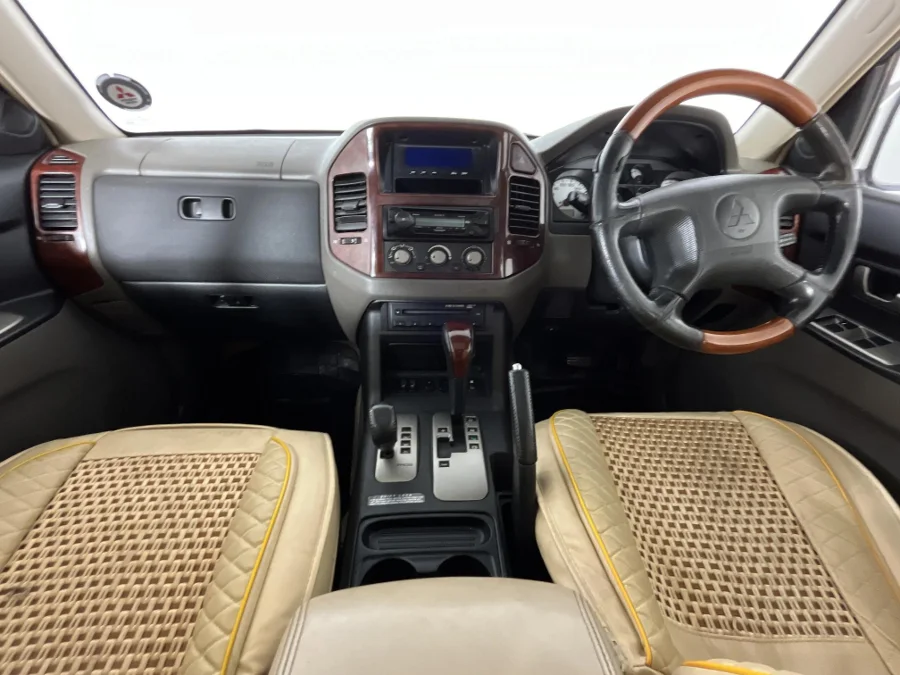 Used 2005 Mitsubishi Pajero 3-door 3.2DI-D GLS - WeBuyCars Montana Used 2005 Mitsubishi Pajero 3-door 3.2DI-D GLS - WeBuyCars Montana