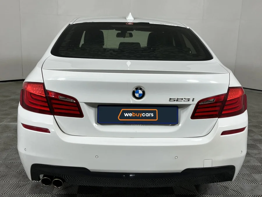 Preloaded Image 18