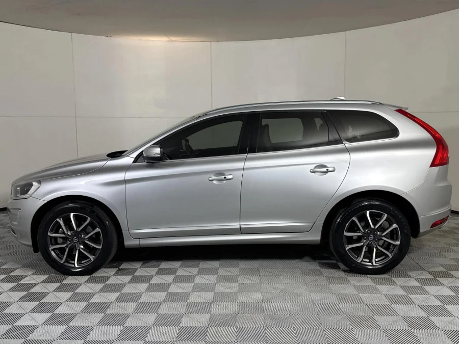 Used 2017 Volvo XC60 D4 Momentum - WeBuyCars Midstream Used 2017 Volvo XC60 D4 Momentum - WeBuyCars Midstream