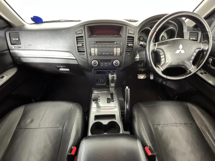 Used 2008 Mitsubishi Pajero 3-door 3.2DI-D GLS - WeBuyCars Montana Used 2008 Mitsubishi Pajero 3-door 3.2DI-D GLS - WeBuyCars Montana