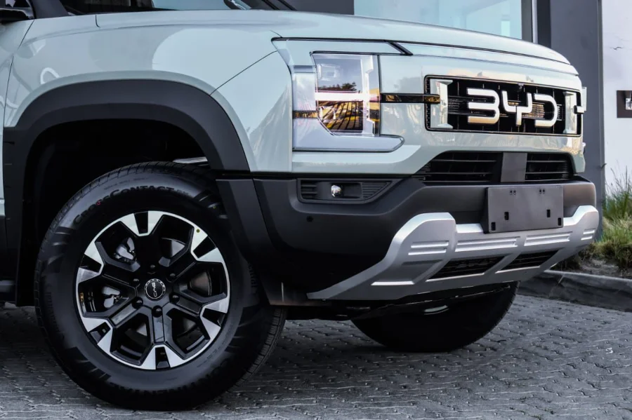 New 2026 BYD Shark 6 double cab Premium AWD - BYD Woodmead New New 2026 BYD Shark 6 double cab Premium AWD - BYD Woodmead New