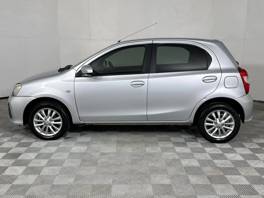 Used 2018 Toyota Etios hatch 1.5 Sprint - WeBuyCars George