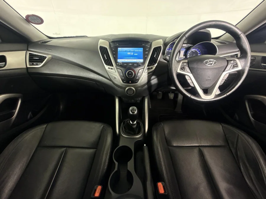 Used 2014 Hyundai Veloster 1.6 Executive - WeBuyCars Riverhorse Used 2014 Hyundai Veloster 1.6 Executive - WeBuyCars Riverhorse