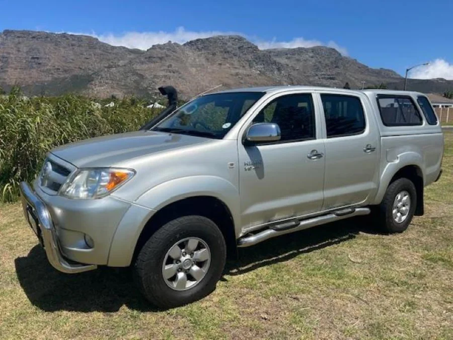 Used 2012 Toyota Hilux 3.0D-4D double cab Raider Dakar edition - Khensani Imports And Exports Used 2012 Toyota Hilux 3.0D-4D double cab Raider Dakar edition - Khensani Imports And Exports