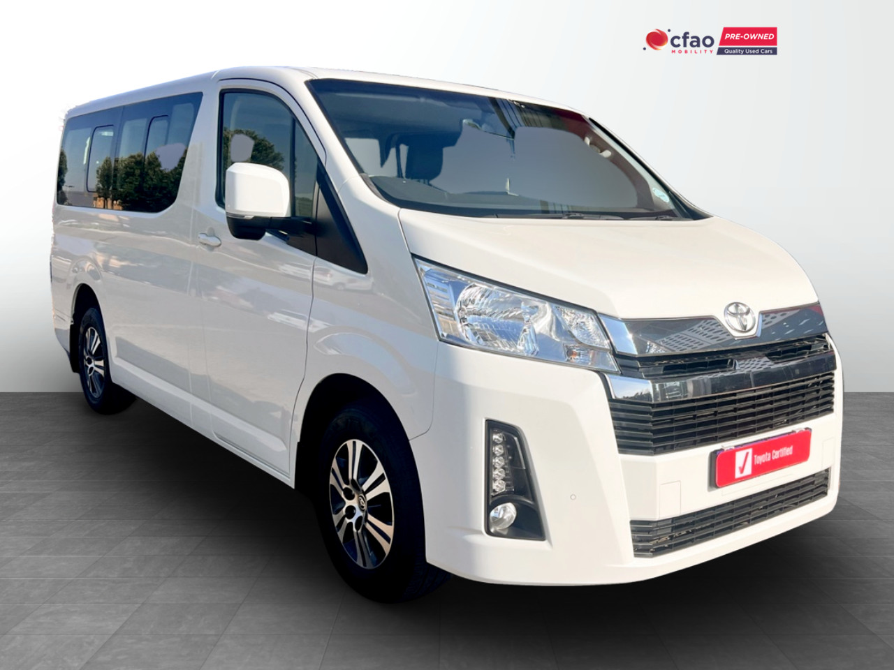 Used 2024 Toyota Quantum 2.8 LWB bus 11-seater GL