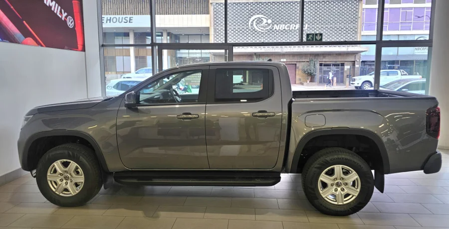 New 2026 Volkswagen Amarok 2.0TDI double cab Life - VW Braamfontein New New 2026 Volkswagen Amarok 2.0TDI double cab Life - VW Braamfontein New