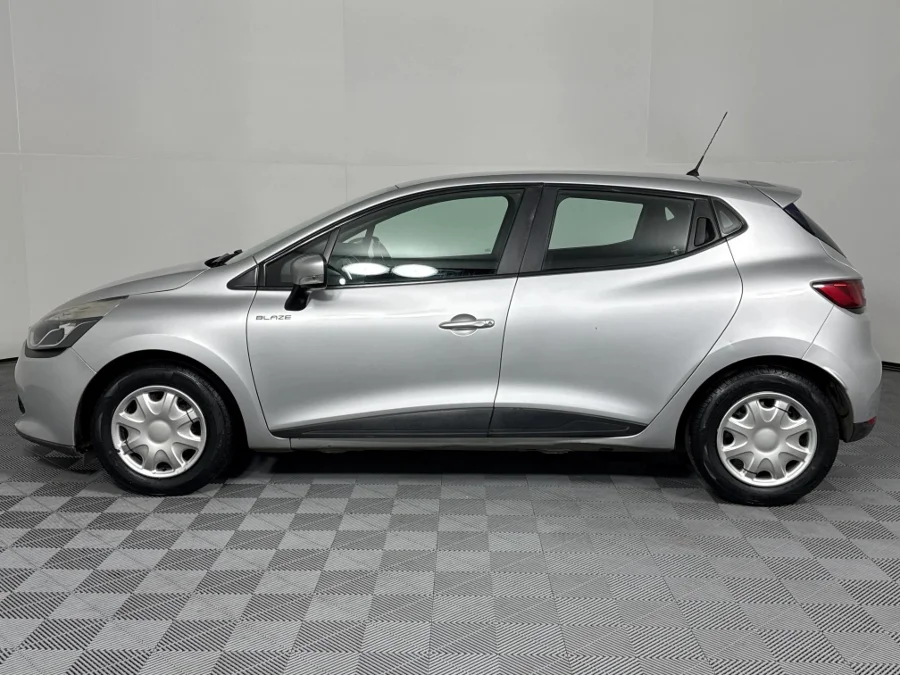 Used 2016 Renault Clio 66kW turbo Expression - WeBuyCars Montana Used 2016 Renault Clio 66kW turbo Expression - WeBuyCars Montana