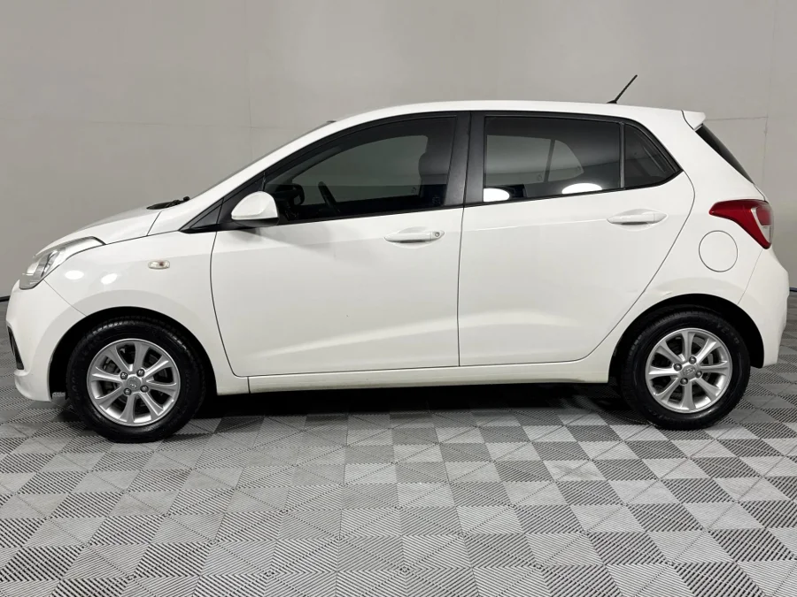 Used 2015 Hyundai Grand i10 1.25 Motion - WeBuyCars Vereeniging Used 2015 Hyundai Grand i10 1.25 Motion - WeBuyCars Vereeniging