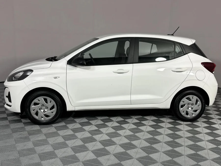 Used 2023 Hyundai Grand i10 1.0 hatch Motion manual - WeBuyCars Brackenfell Cape Town Used 2023 Hyundai Grand i10 1.0 hatch Motion manual - WeBuyCars Brackenfell Cape Town