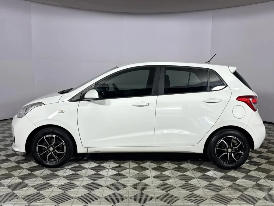 Used 2018 Hyundai Grand i10 1.0 Motion - WeBuyCars Durban Used 2018 Hyundai Grand i10 1.0 Motion - WeBuyCars Durban