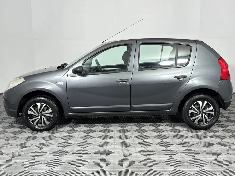 Used 2011 Renault Sandero 1.6 Expression+ Pack - WeBuyCars Richmond Used 2011 Renault Sandero 1.6 Expression+ Pack - WeBuyCars Richmond