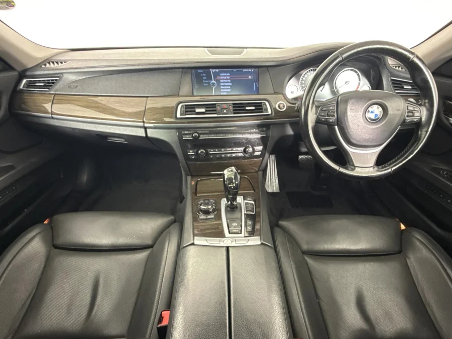 Used 2009 BMW 7 Series 730d M Sport - WeBuyCars The Dome Used 2009 BMW 7 Series 730d M Sport - WeBuyCars The Dome
