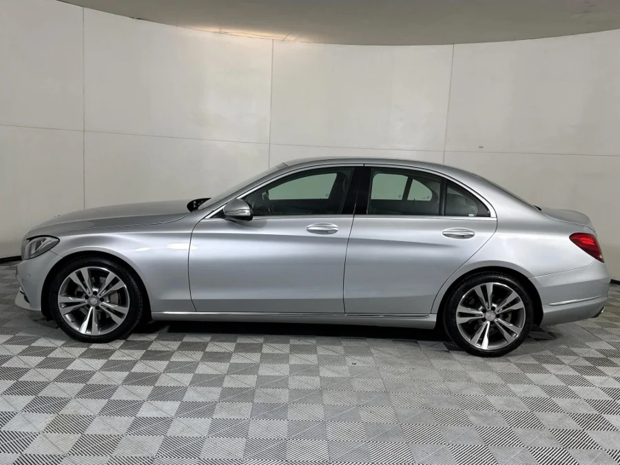 Used 2014 Mercedes-Benz C-Class C250 Avantgarde - WeBuyCars Midstream Used 2014 Mercedes-Benz C-Class C250 Avantgarde - WeBuyCars Midstream