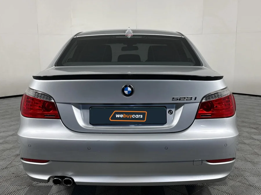 Preloaded Image 18