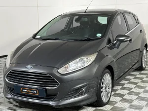 Used 2017 Ford Fiesta 5-door 1.0T Titanium auto
