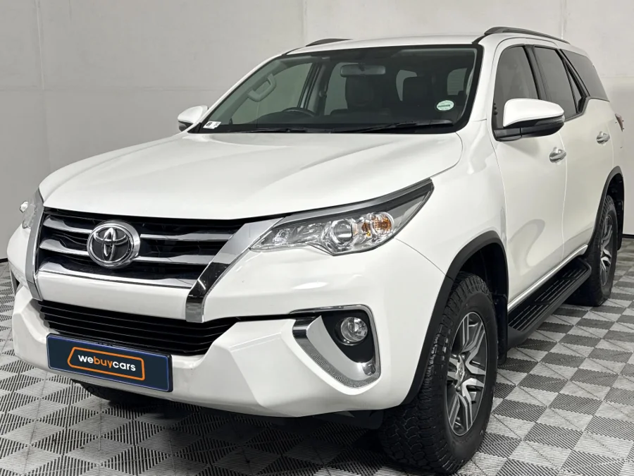 Used 2020 Toyota Fortuner 2.4GD-6 4x4 auto - WeBuyCars The Dome Used 2020 Toyota Fortuner 2.4GD-6 4x4 auto - WeBuyCars The Dome
