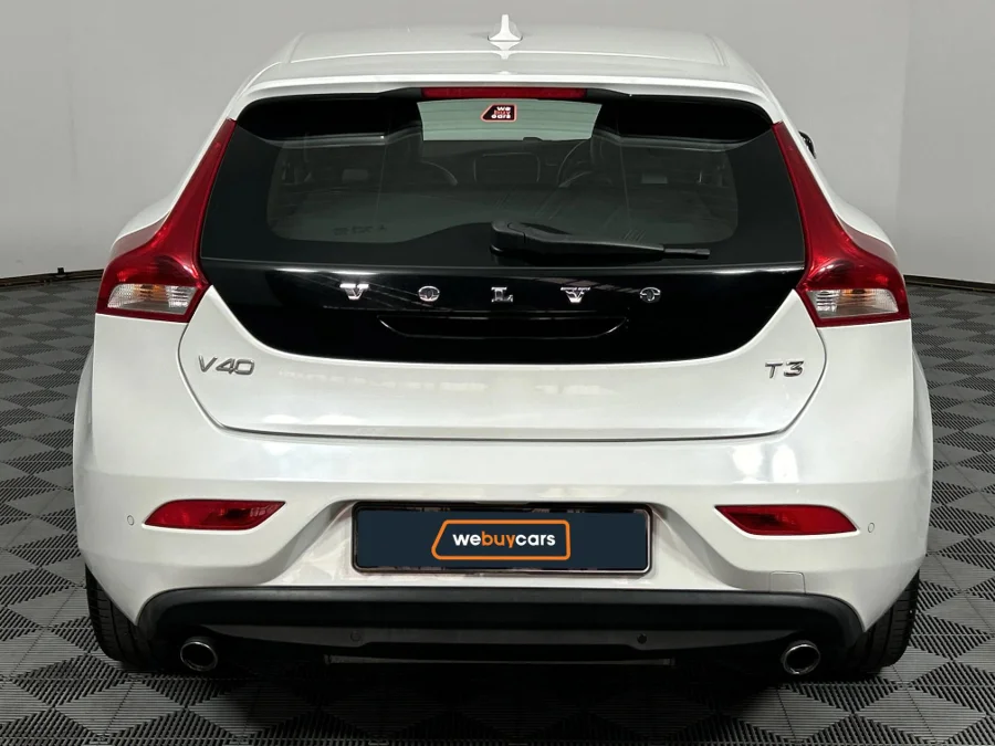 Preloaded Image 19