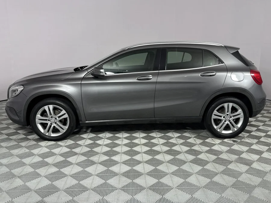 Used 2015 Mercedes-Benz GLA 200d auto - WeBuyCars Lansdowne Used 2015 Mercedes-Benz GLA 200d auto - WeBuyCars Lansdowne